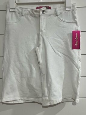 White Women’s Bermuda Shorts